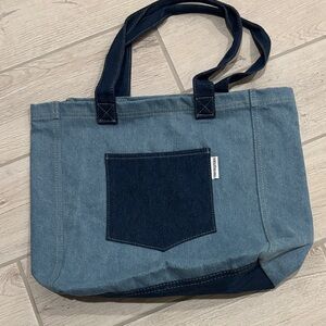 Bloomingdale’s Casual Blue Denim Tote Bag Pocket lightweight perfect carryall
